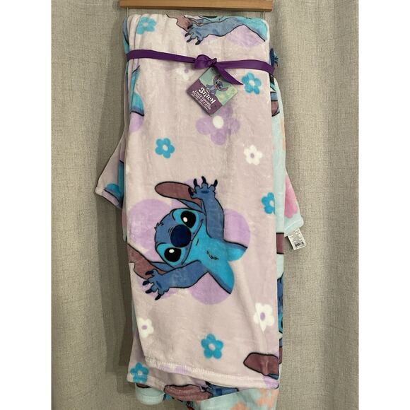 Disney 2-Pk Lilo & Stitch & Angel Fleece Blanket Plush Throw 60x70 NEW - Picture 4 of 5